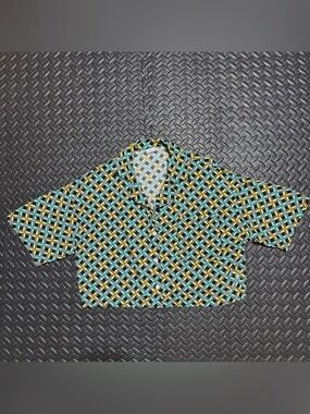 Toppies Button Down Shirt Blouse Cropped Top Camp Collar Geometric Womens Small